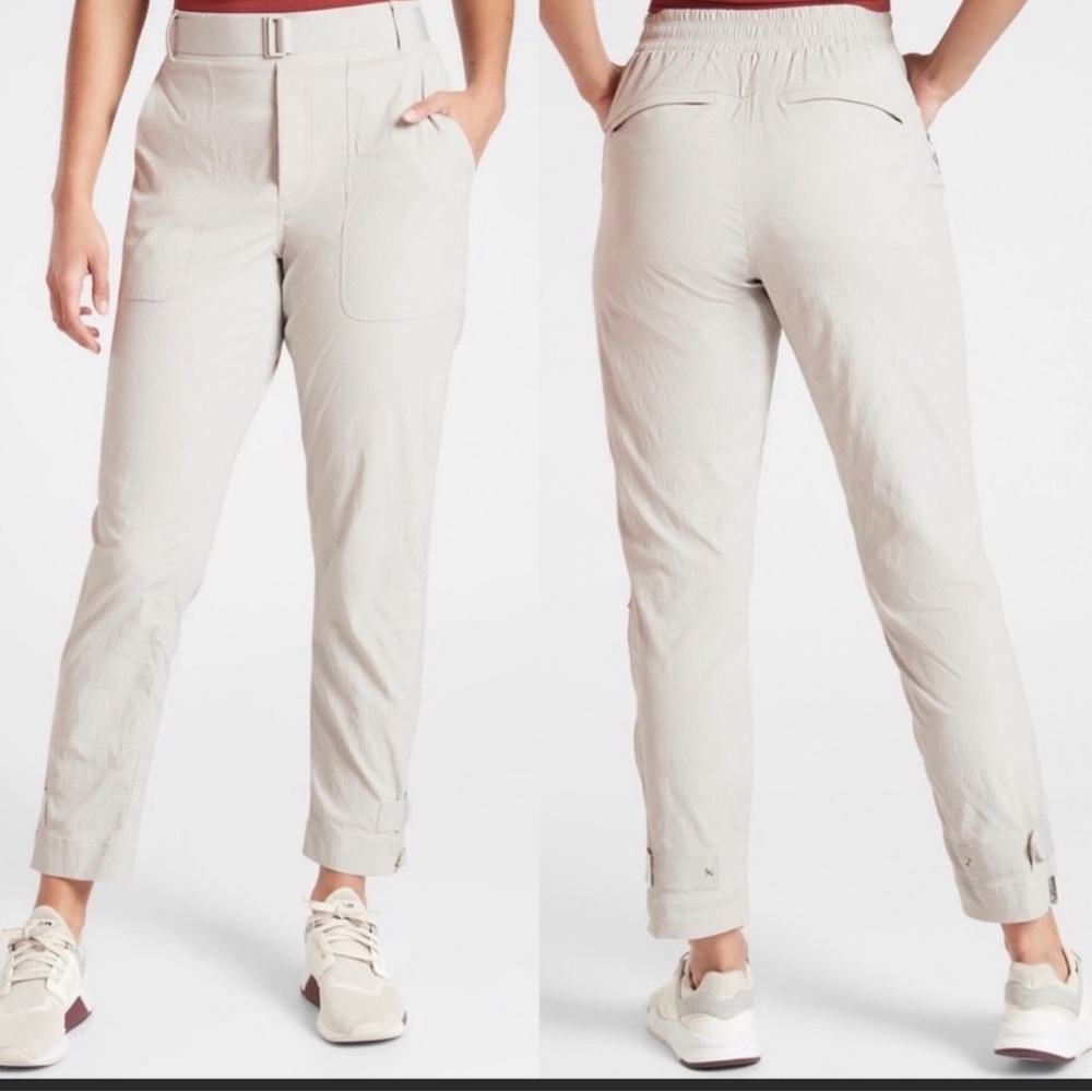 Athleta Belted Trekkie Pants